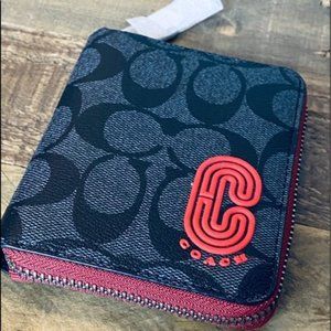 Coach Zip around Signature Canvas Men’s Wallet